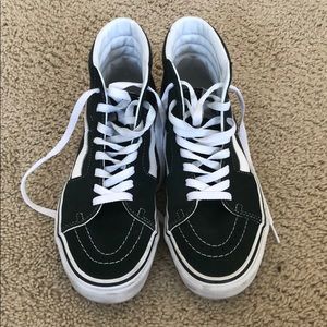 Vans Sk8-hi dark green/forest green 6.5men/8women
